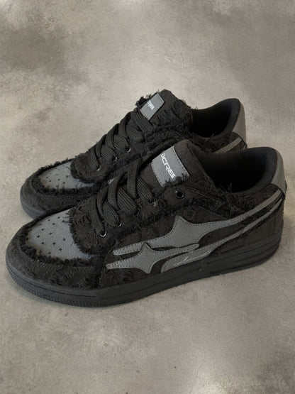 FaceronStudio - Sneakers Broken Negras